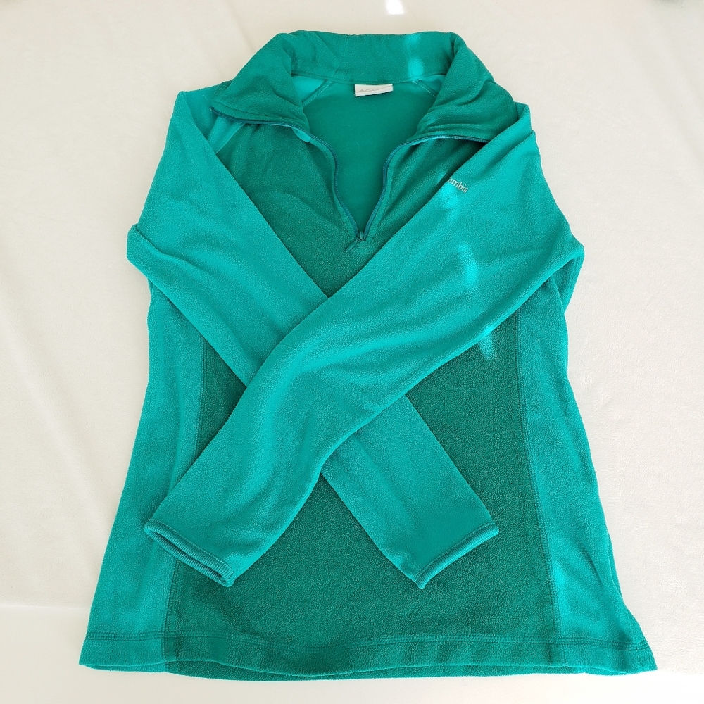 Bright teal Columbia fleece